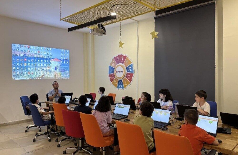 Ankara'nın Sincan Belediyesi’nin T3 Vakfı ve TÜBİTAK iş birliğiyle ilçeye