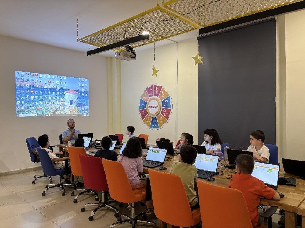 Ankara'nın Sincan Belediyesi’nin T3 Vakfı ve TÜBİTAK iş birliğiyle ilçeye