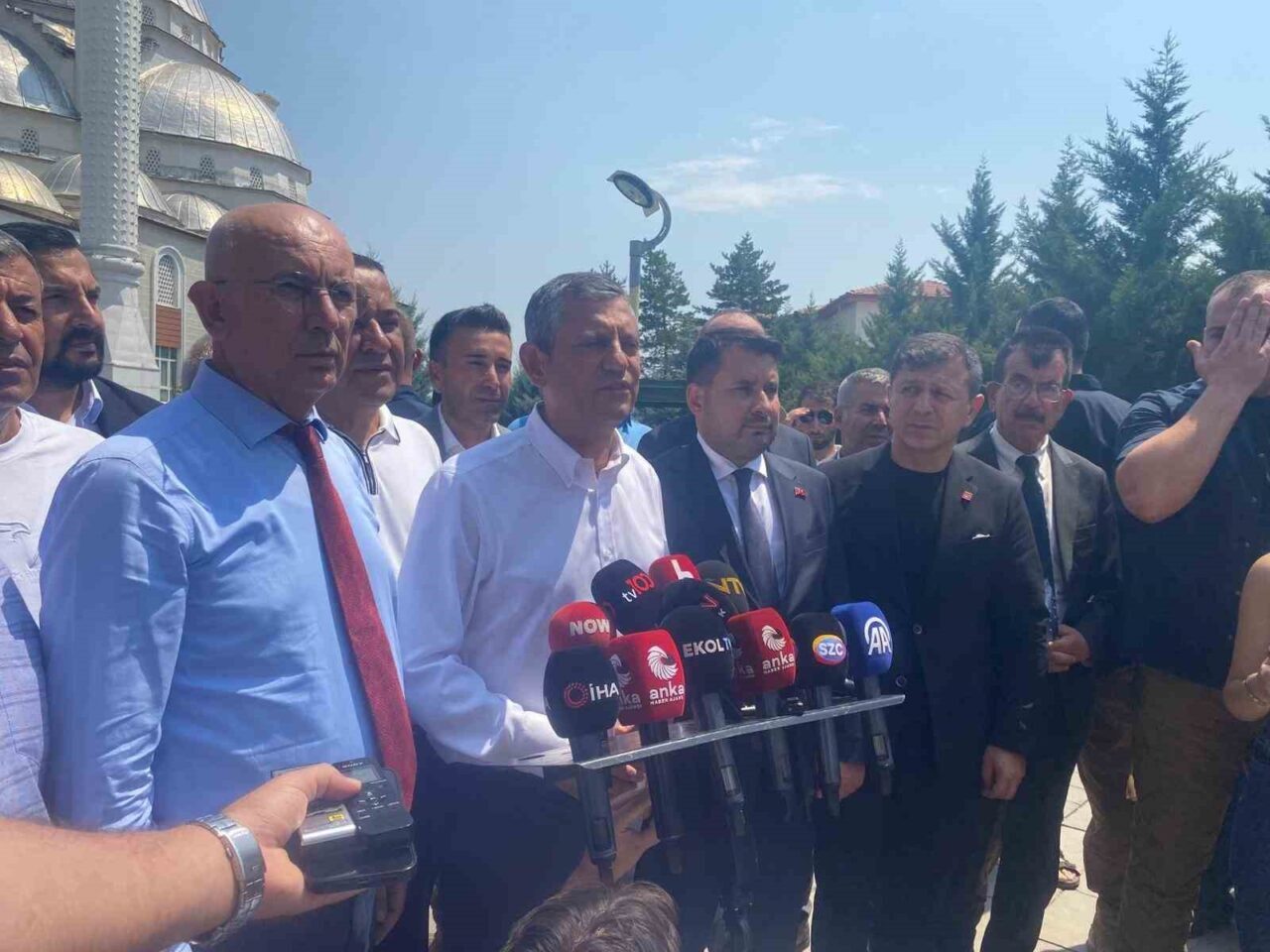 CHP Genel Başkanı Özgür Özel, Ankara’nın Kahramankazan ilçesinde Türk Havacılık