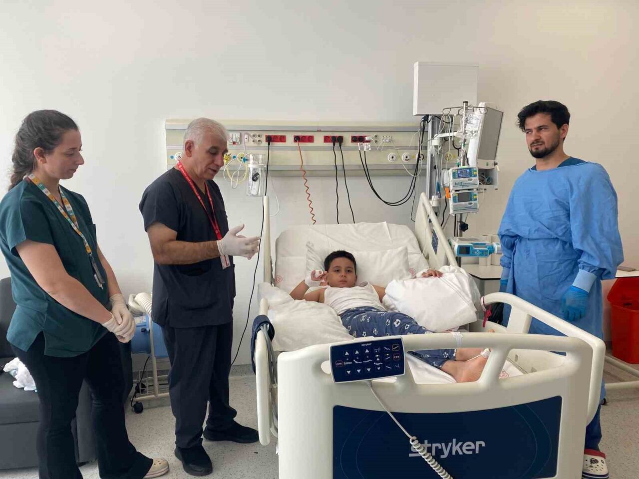 Çocuklarda elektrik çarpması sonucu meydana gelen yanıklar ampütasyona ve kalıcı