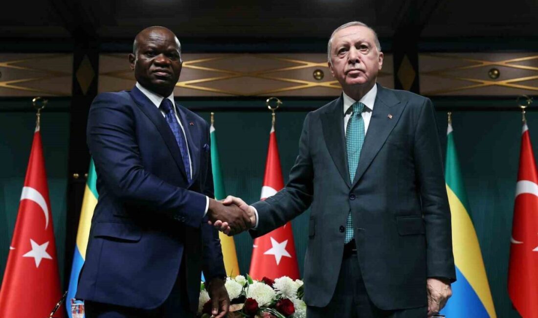 Cumhurbaşkanı Recep Tayyip Erdoğan, "Önceliğimiz Gazzeli kardeşlerimize insani yardımların ulaştırılmasıdır.