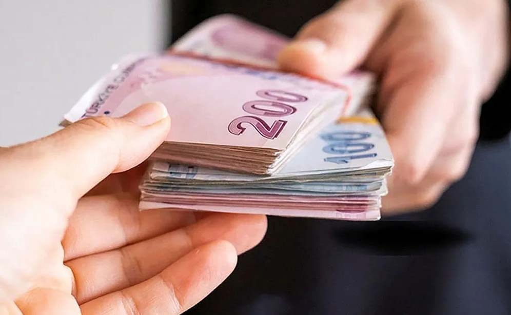 Özel ve kamu bankaları, emeklilere sundukları promosyon kampanyalarını güncellemeye hazırlanıyor.