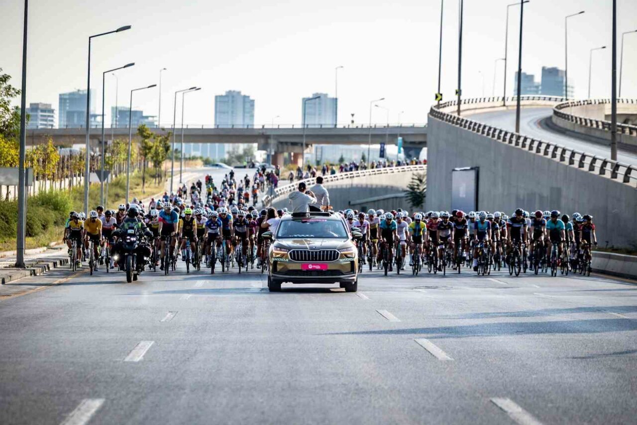 Ankara’da bu yıl 4’üncüsü düzenlenen Gran Fondo Başkent yol bisikleti