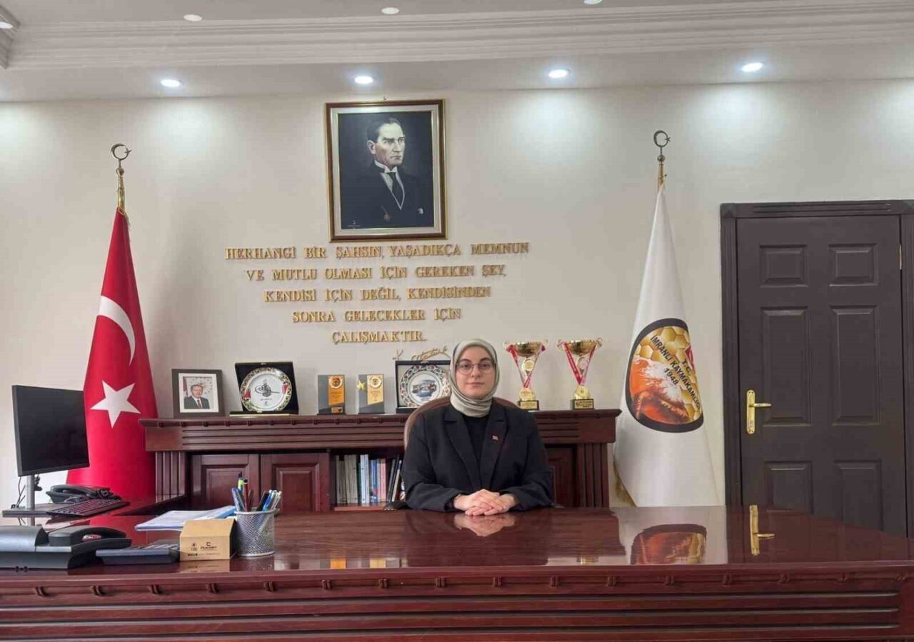 Sivas’ın İmranlı ilçesinde göreve başlayan Kaymakam Fatma Bayalan, ilçenin ilk