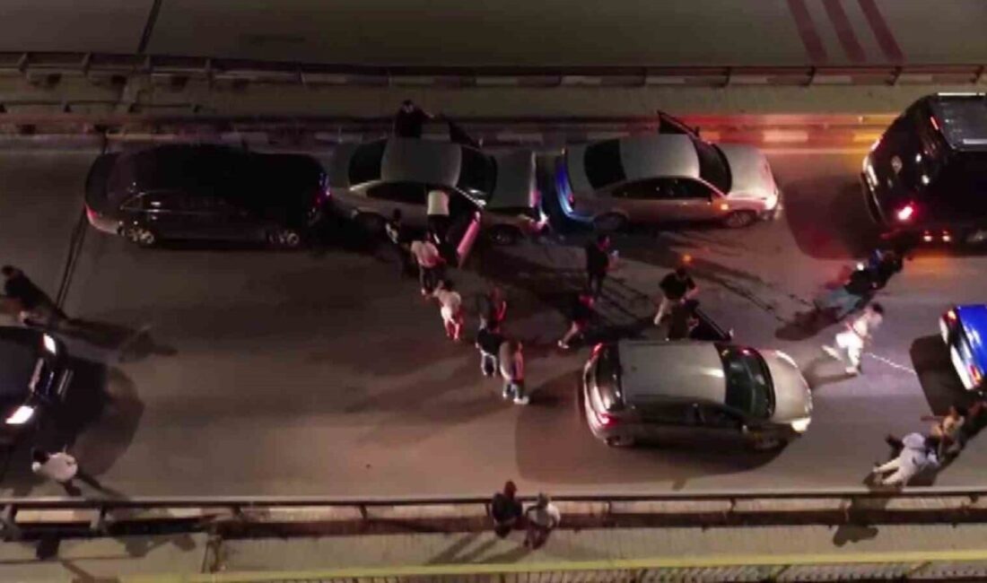 Karaman’da 4 aracın karıştığı zincirleme trafik kazasında 1 kişi yaralandı.