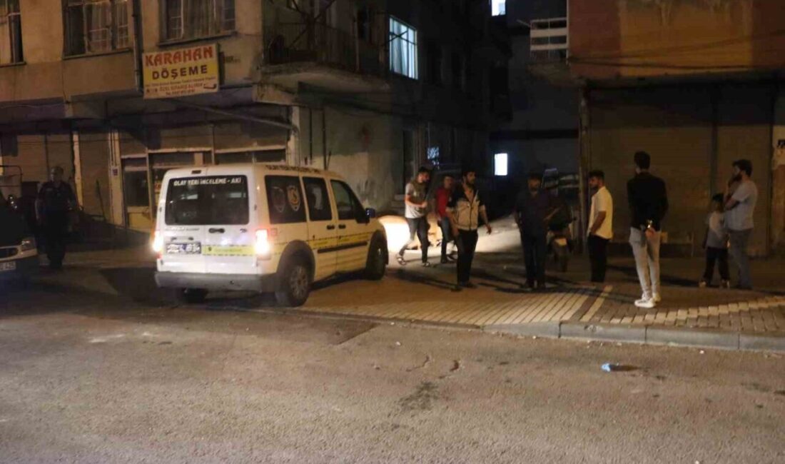 Kayseri’nin Kocasinan ilçesinde çıkan bıçaklı kavgada 1 kişi ağır yaralandı.