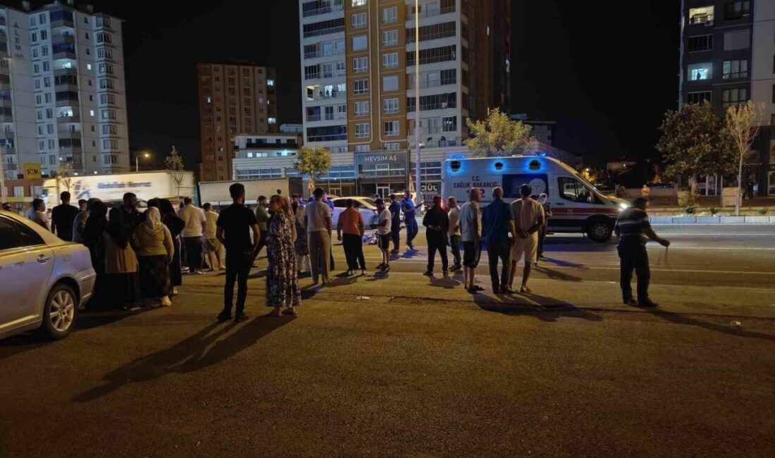 Kayseri’nin Melikgazi ilçesinde yaşanan feci trafik kazasında, yolun karşısına geçmek