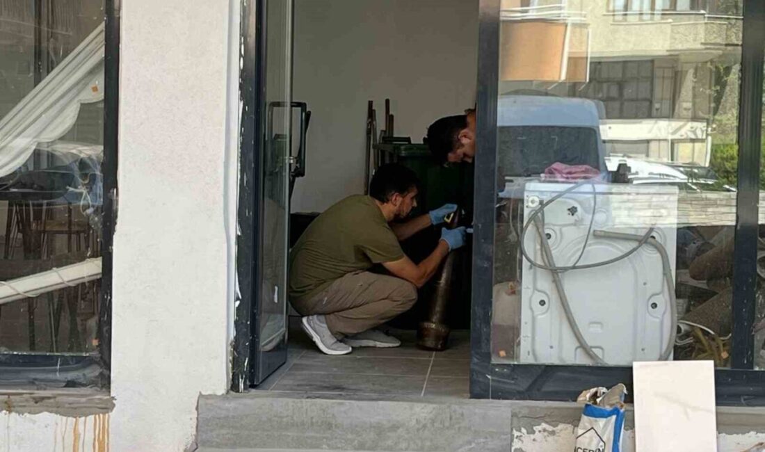 Konya’da bir apartmanın çöp bölümünde bulunan top mermisi polis ekiplerini
