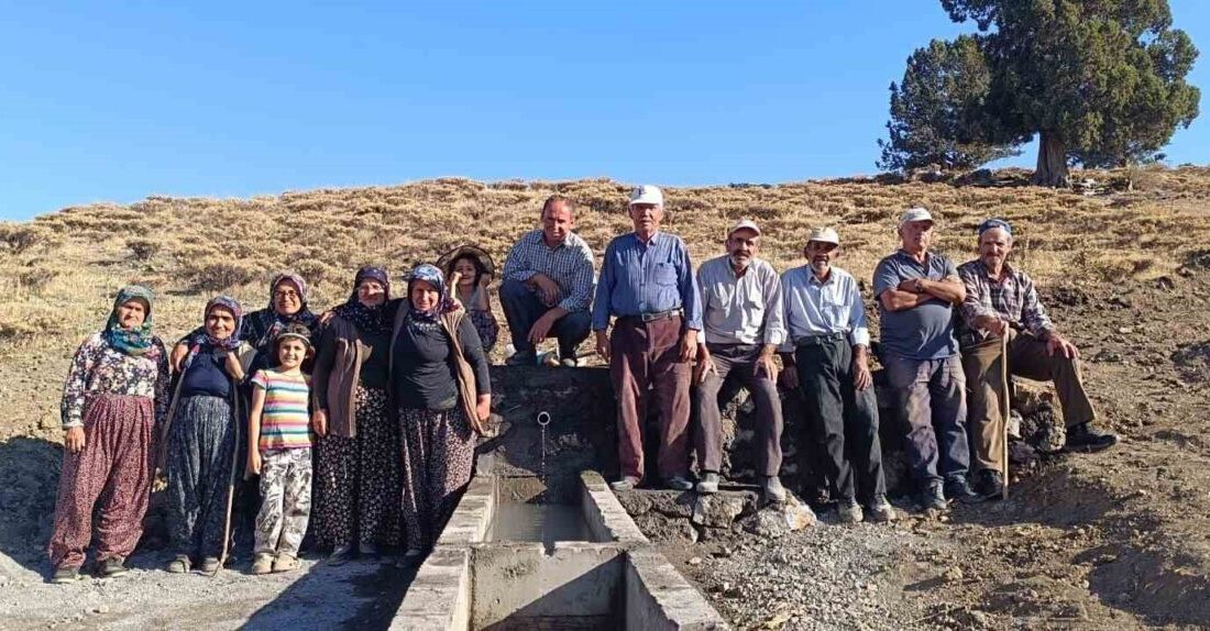 Konya’nın Hadim ilçesinde vatandaşlar, kendi aralarında topladıkları paralarla başlattıkları çeşme