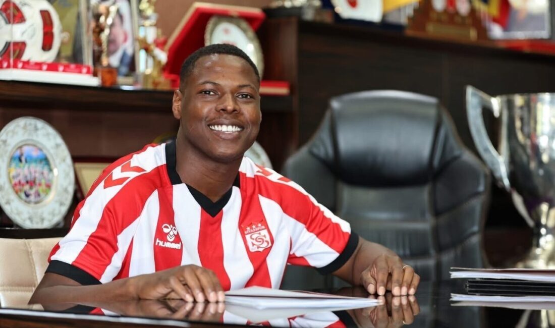 Yeni sezon öncesi transfer çalışmalarını sürdüren Sivasspor, Brezilyalı sağ kanat
