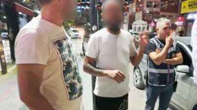 Aksaray’da muayenesiz araçta ehliyetsiz ve alkollü olarak yakalanan sürücü, polis