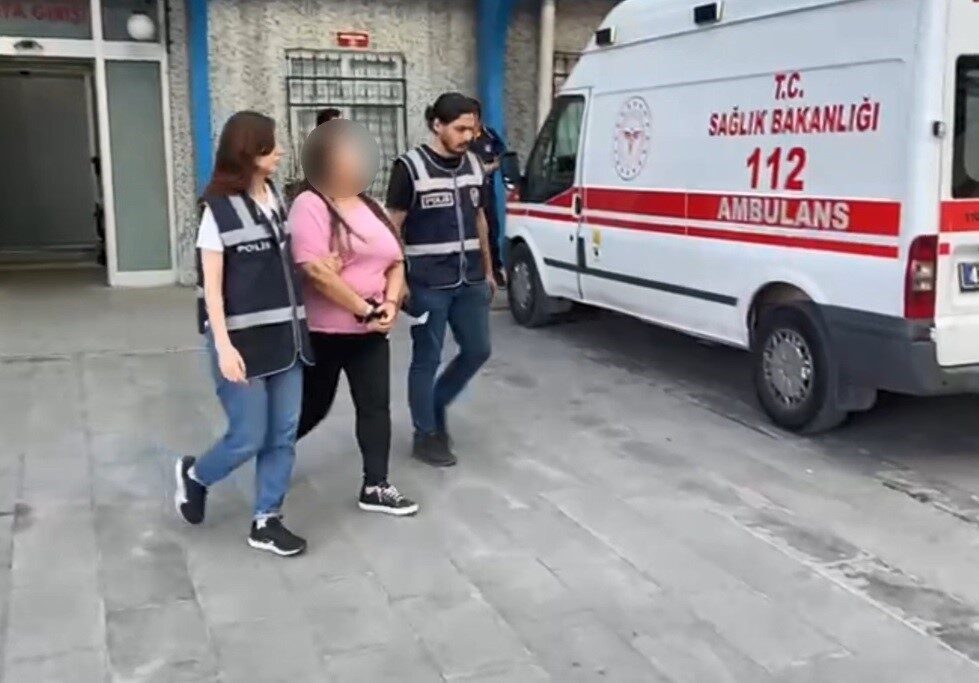 Konya’da polis ekiplerinin şüphe üzerine hakkında inceleme yaptığı kadın, tüyler
