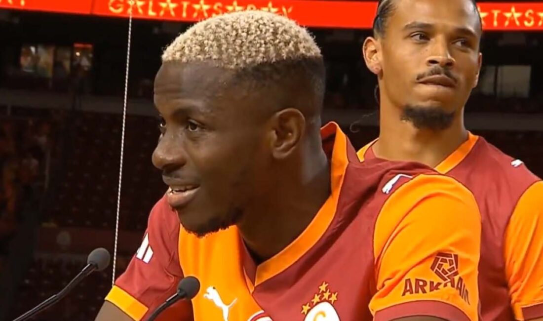 Galatasaray, yeni transferleri Victor Osimhen ve Leroy Sane’yi taraftarlarının huzurunda