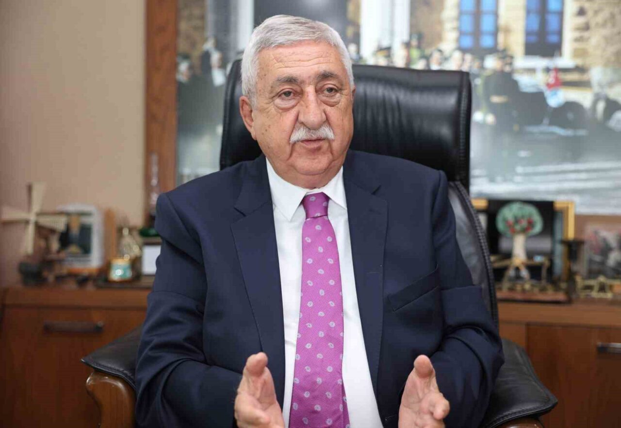 Kredi kartı komisyonlarının vatandaşı ve esnafı karşı karşıya getirdiğine işaret