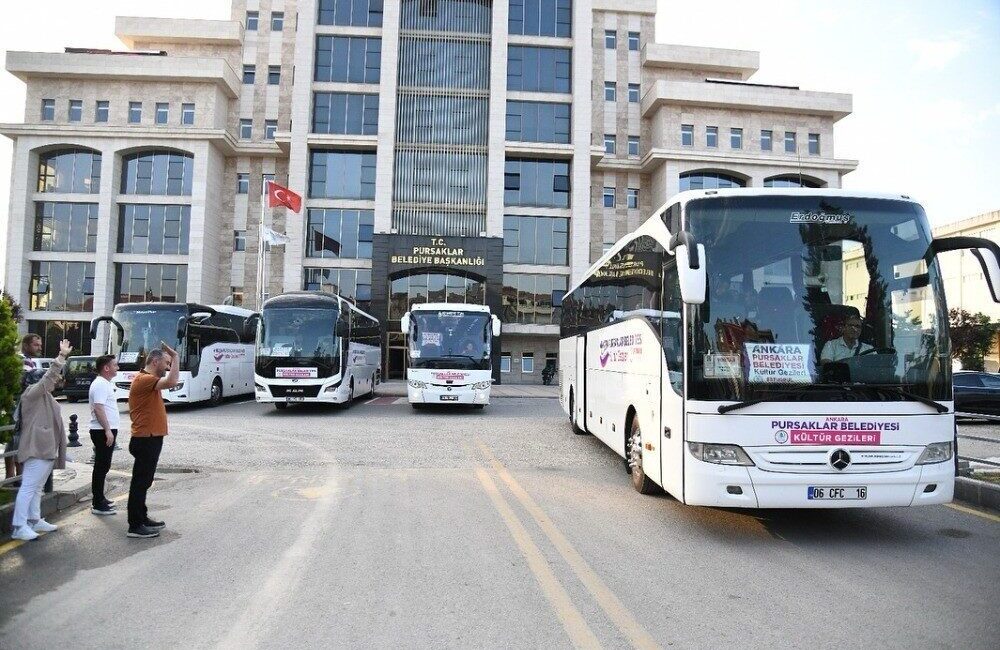 Ankara'nın Pursaklar Belediyesi tarafından kadınlara yönelik düzenlenen kültür gezilerinde ilk