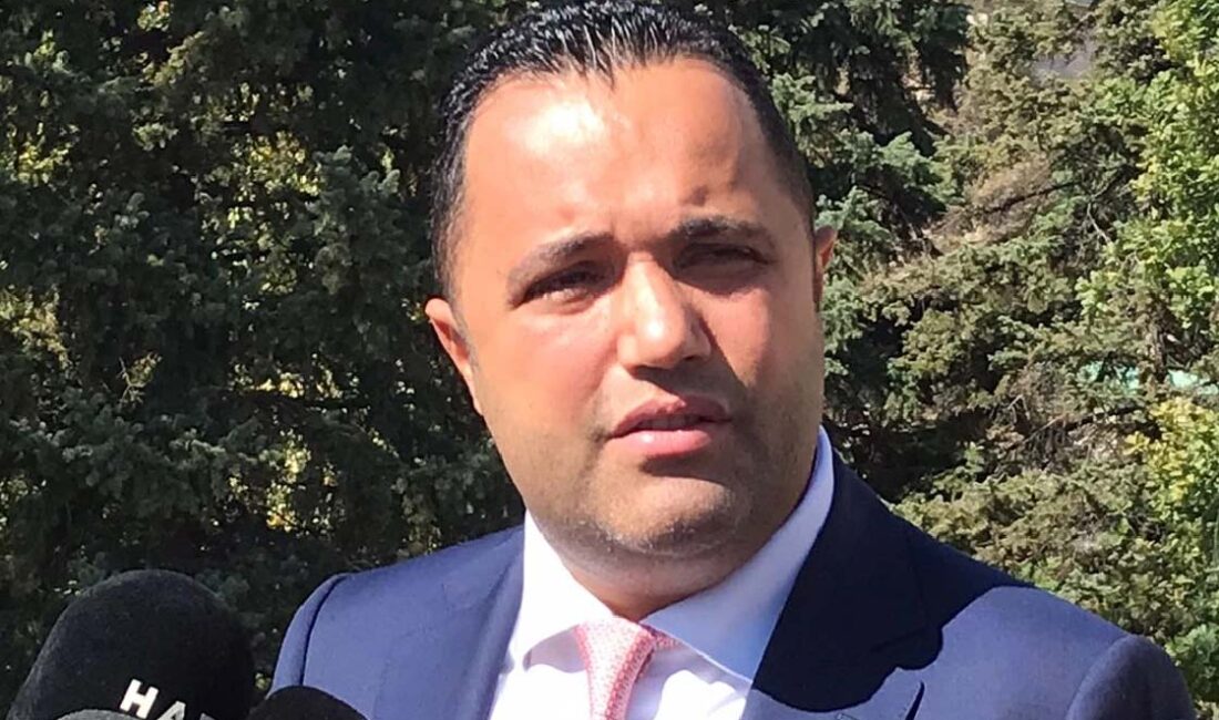 İstanbul Cumhuriyet Başsavcılığı tarafından yürütülen iki ayrı soruşturma kapsamında gözaltına