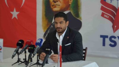 Türkiye Güreş Federasyonu Başkanı Taha Akgül, 12 ayrı ilde 12
