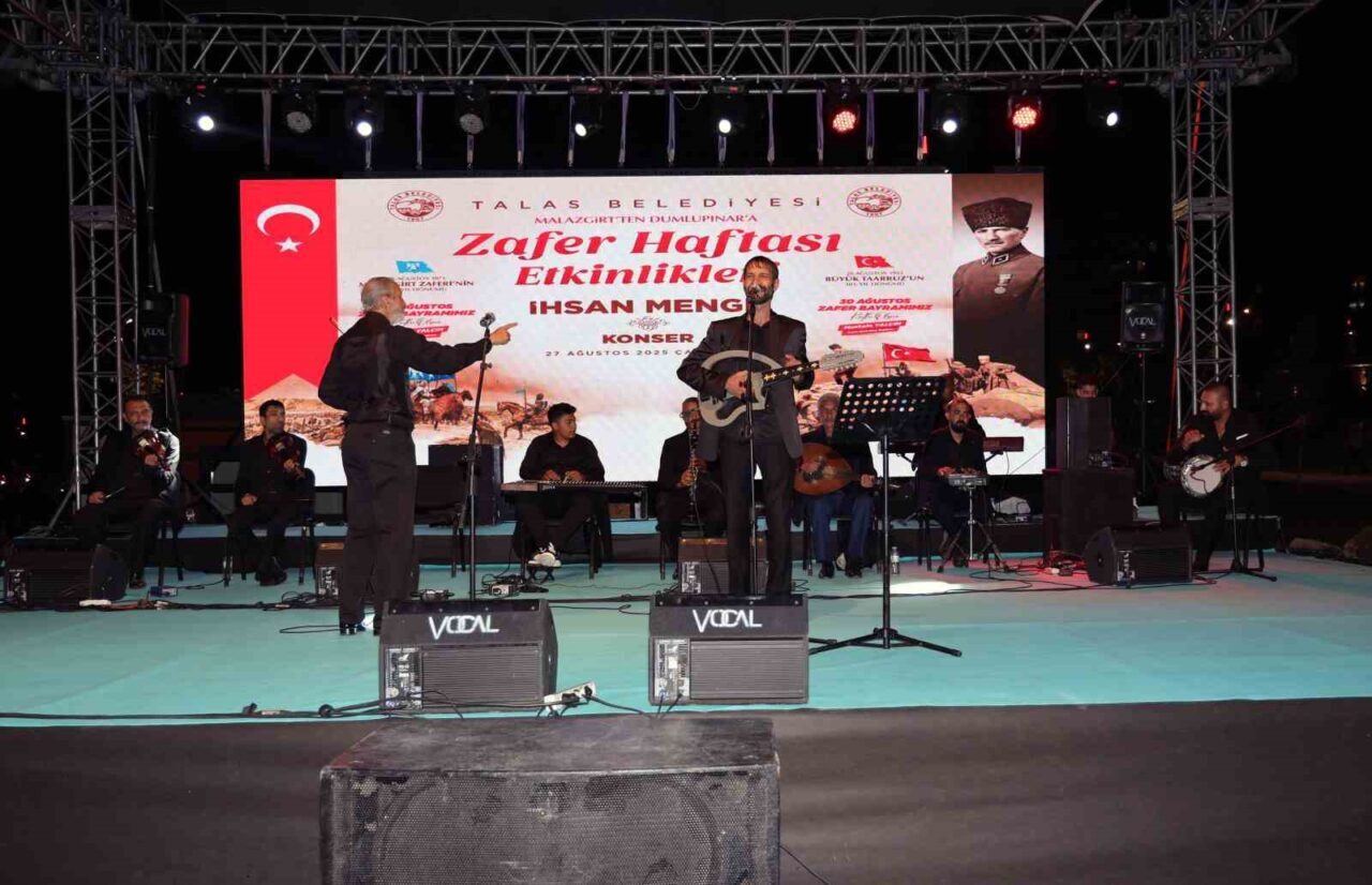 Kayseri'nin Talas Belediyesi tarafından düzenlenen ’Malazgirt’ten Dumlupınar’a Zafer Haftası Etkinlikleri’