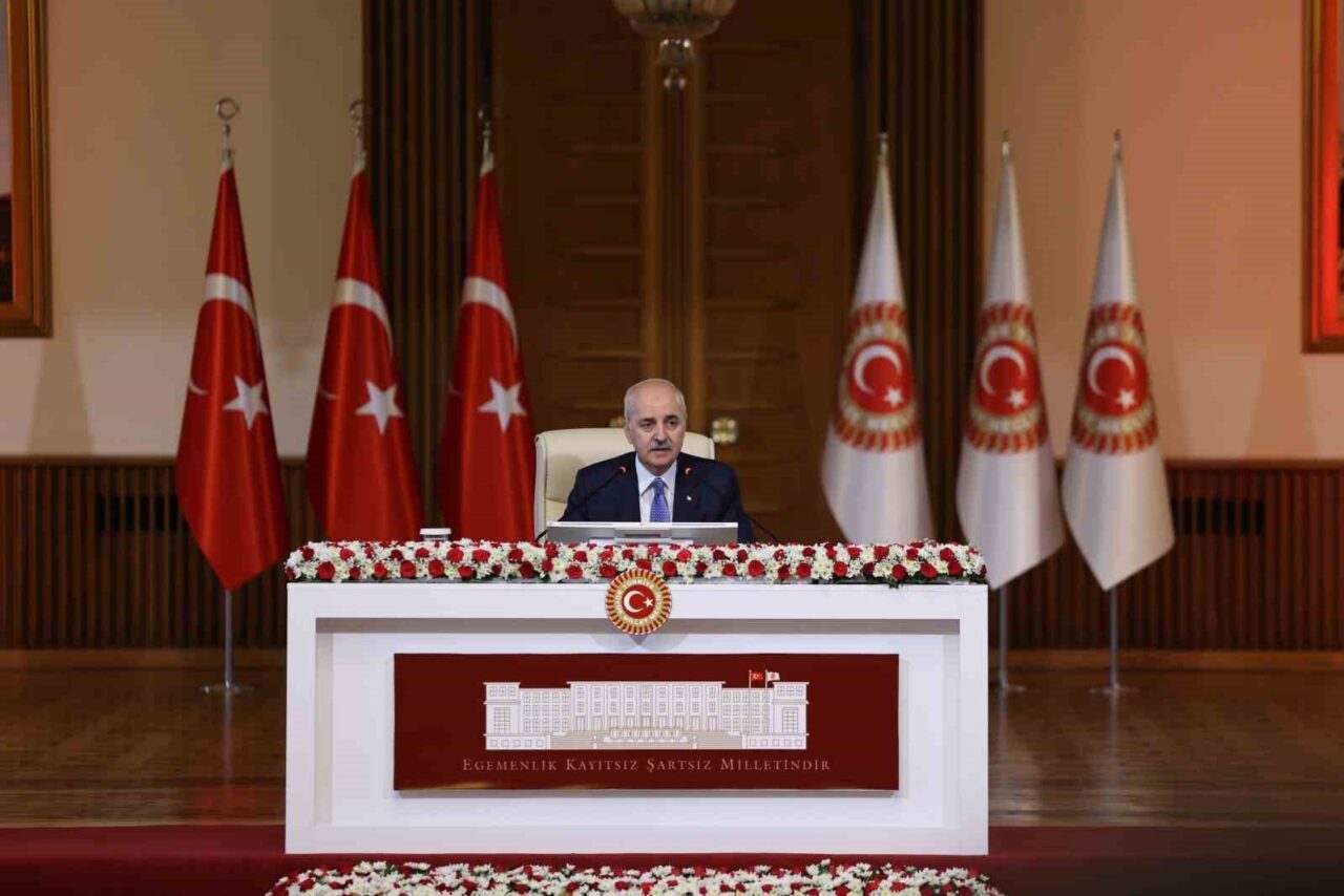 Türkiye Büyük Millet Meclisi(TBMM) Başkanı Numan Kurtulmuş, "Silah bırakma süreci