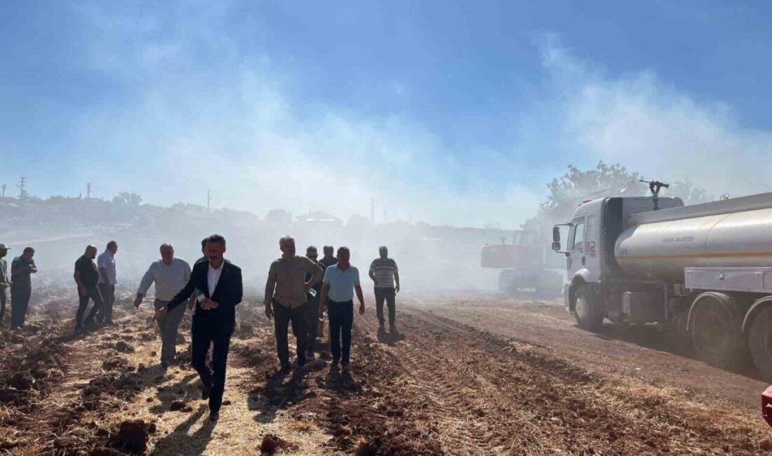 Kırıkkale’nin Delice ilçesine bağlı Çerikli Beldesi’nde büyük saman balyalarının tutuşması