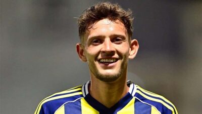 Uğurcan Çakır’ın Galatasaray’a transferiyle gündeme oturan Trabzonspor, Fenerbahçe forması giyen