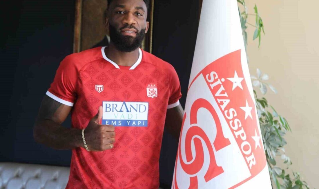 Özbelsan Sivasspor, daha önce de kırmızı-beyazlı formayı giymiş olan Aaron