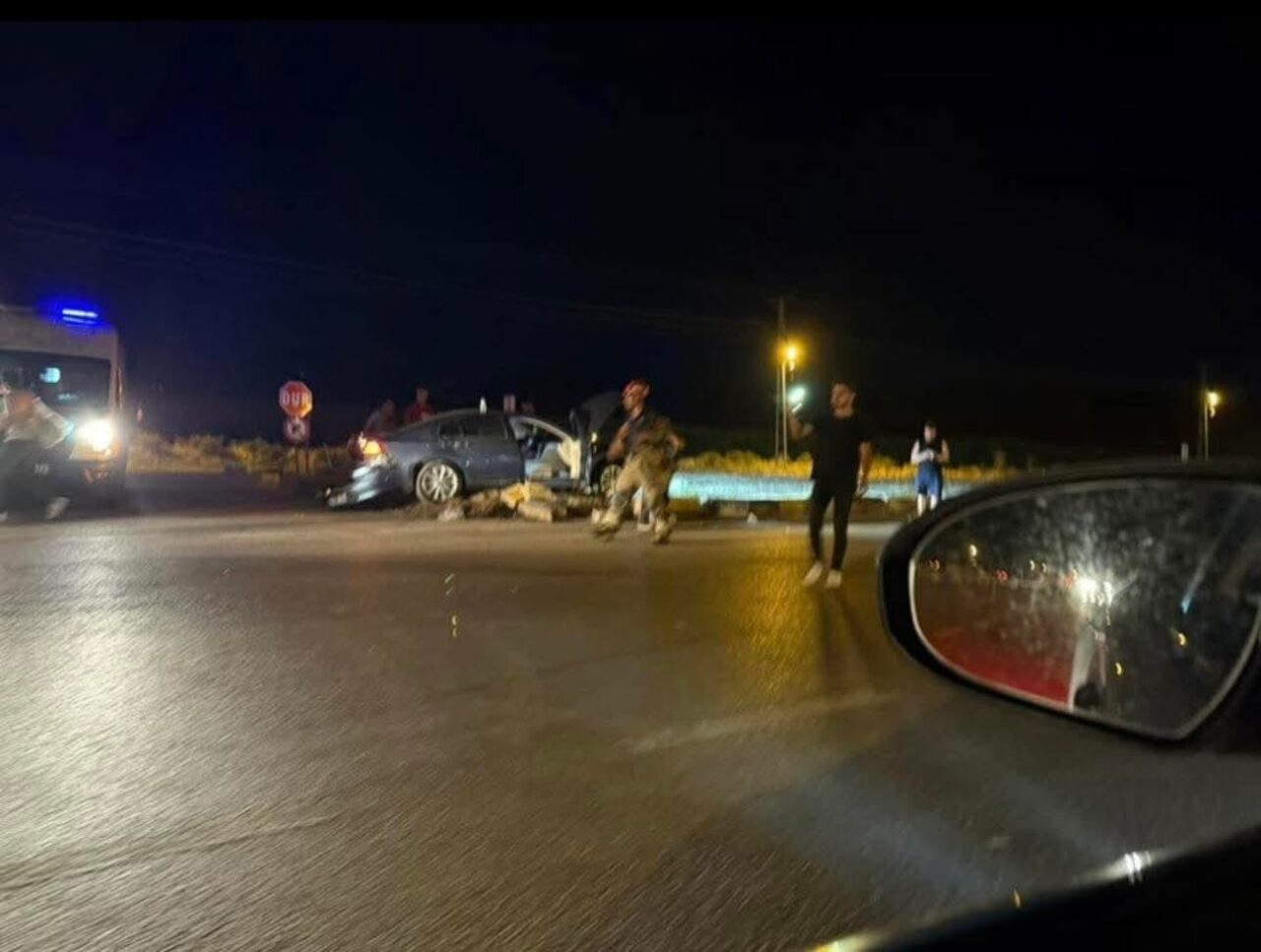 Ankara’nın Sincan ilçesinde 2 otomobilin çarpıştığı kazada 5 kişi yaralandı.