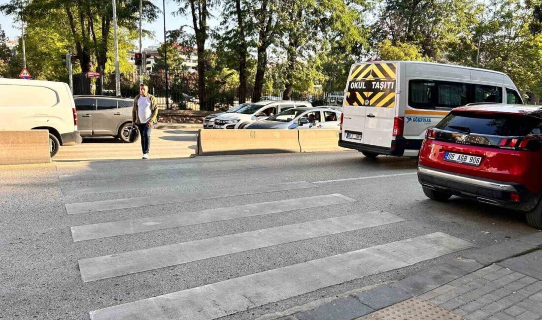Ankara’nın Çankaya ilçesinde, yaya geçidinde yol vermeme nedeniyle çıkan tartışmada