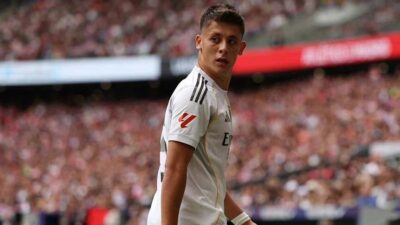 Real Madrid formasıyla dikkat çeken milli futbolcu Arda Güler, İspanya