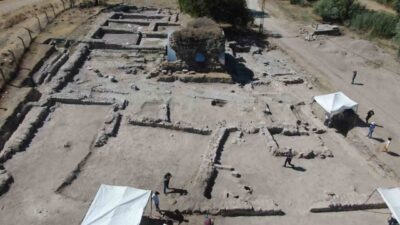 Kayseri’de devam eden arkeolojik kazılarda şehrin bilinmeyenleri ortaya çıkartılıyor. ’Açık