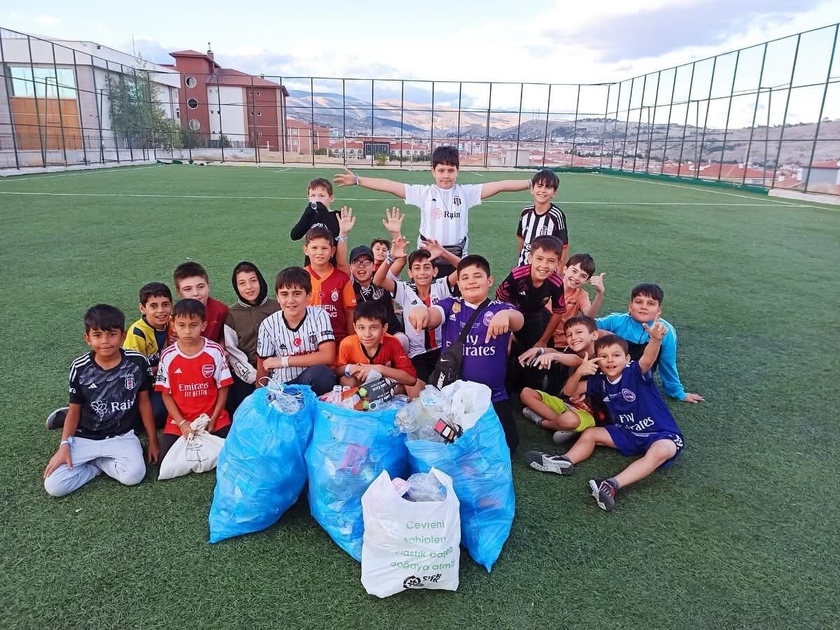 Ankara Beypazarı Diyanet Gençlik, ÇEDES Projesi kapsamında çevre temizliği etkinliği