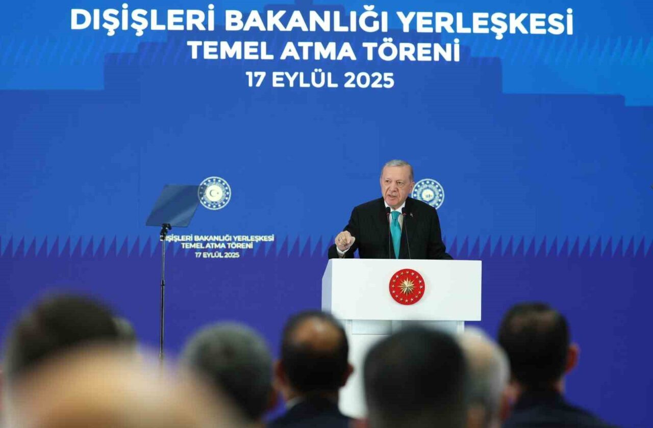 Cumhurbaşkanı Recep Tayyip Erdoğan, "Hitler özentisi tiplerin ’kuyruk acısı’ belki