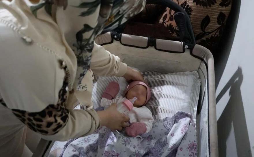 Diyarbakır’da özel bir hastanede, yeni doğan bebeklerin karışması sonucu aileye