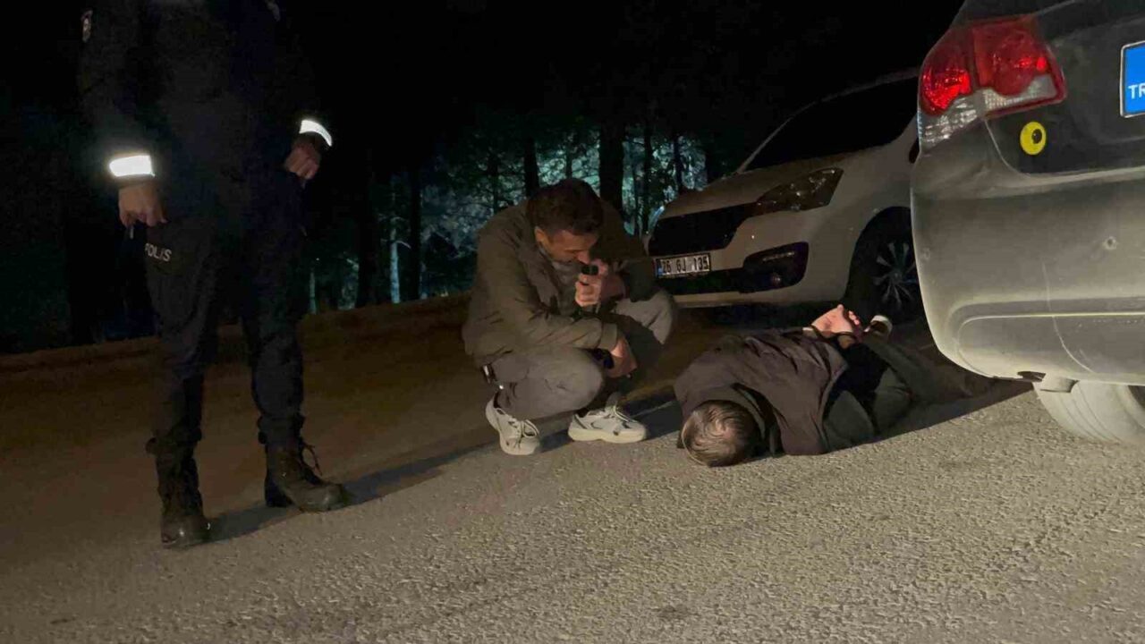 Eskişehir’de silahla yaralama ihbarının yapıldığı adrese giden ekipler çalışmalarında yaralı