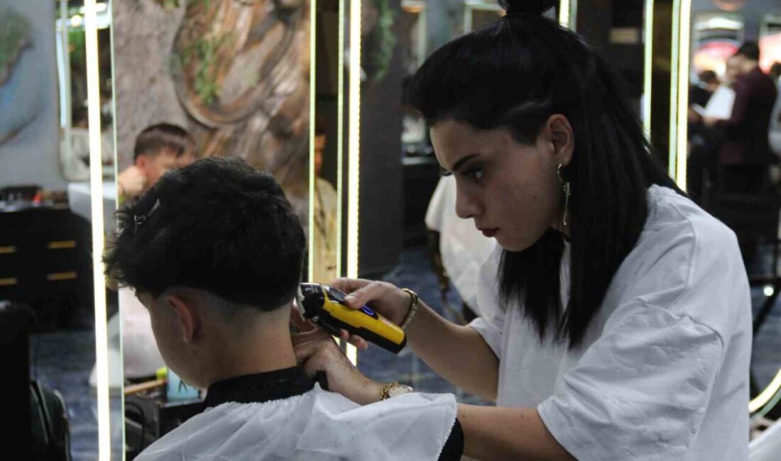 Eskişehir’in ünlü saç tasarımcısı Hasan Hüseyin Yılmaz’ın organize ettiği saloon