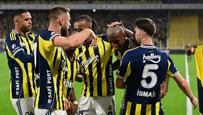 Trendyol Süper Lig’in 7. haftasında Kadıköy’de oynanan Fenerbahçe–Antalyaspor karşılaşmasında yaşanan