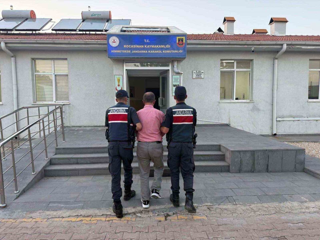 Kayseri İl Jandarma Komutanlığı ekipleri tarafından yapılan çalışmalarda, FETÖ üyesi