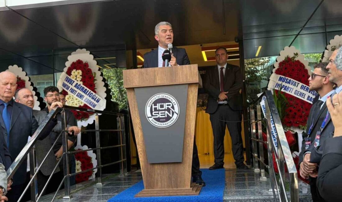 Hürriyetçi Sendikalar Konfederasyonu’nun (HÜR-SEN) yeni binası Ankara'da açıldı.