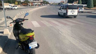 Karaman’da hafif ticari araçla motosikletin çarpıştığı kazada 1 kişi yaralandı.