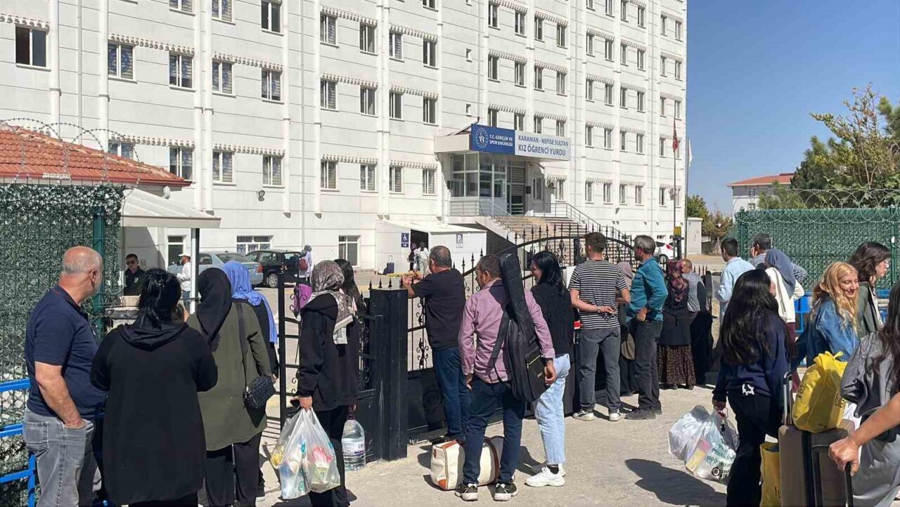 Karaman’da Karamanoğlu Mehmetbey Üniversitesini (KMÜ) kazanan öğrencilerin devlet yurtlarına yerleşmeleri