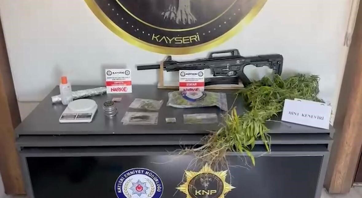 Kayseri’de polis ekipleri tarafından yapılan çalışmalarda; 287 kök kenevir ve