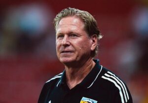 Süper Lig’de mücadele eden Kayserispor, yeni sezon için kadrosuna 13