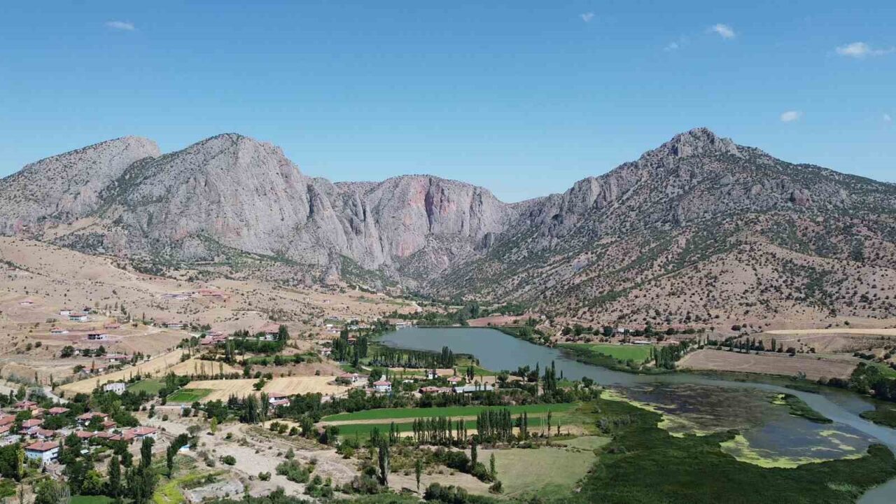 Yozgat’ın Aydıncık ilçesinde bulunan Kazankaya Kanyonu eşsiz manzarası ve doğa