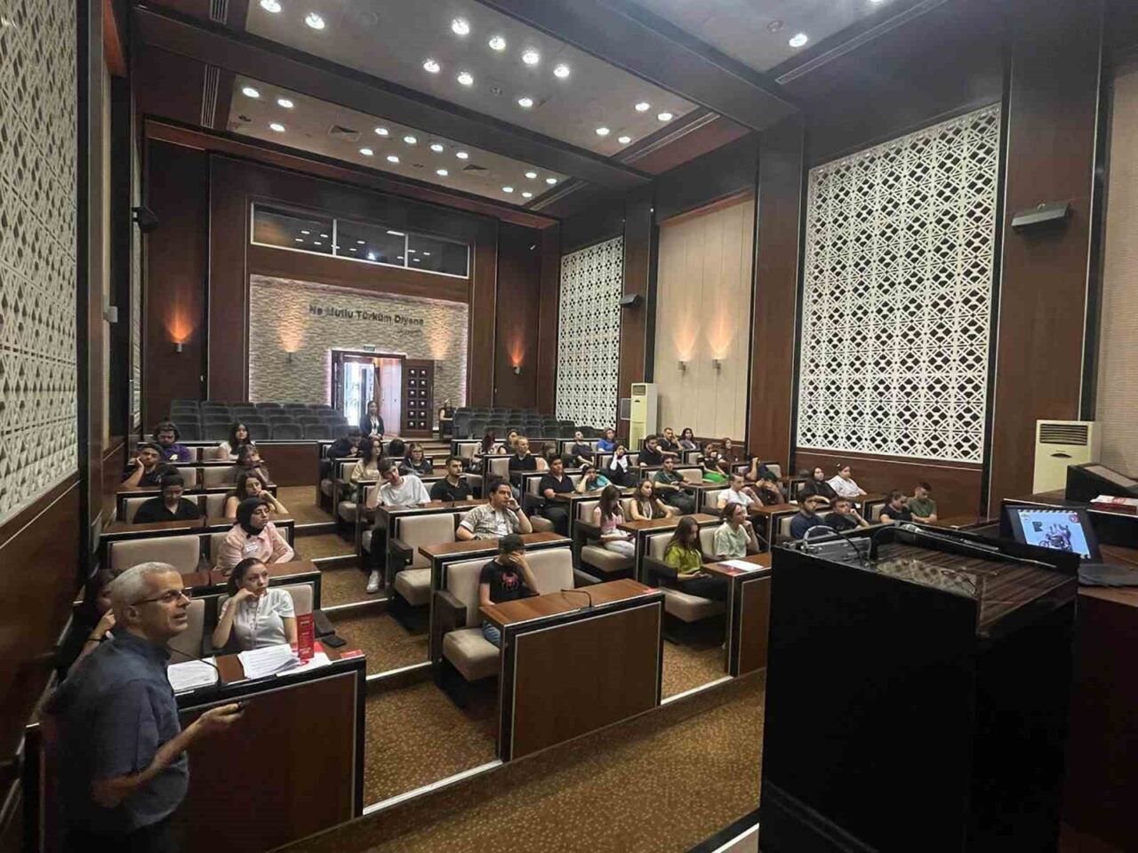 Ankara'nın Keçiören Belediyesi, yeni eğitim-öğretim yılında kurum bünyesinde staj yapacak