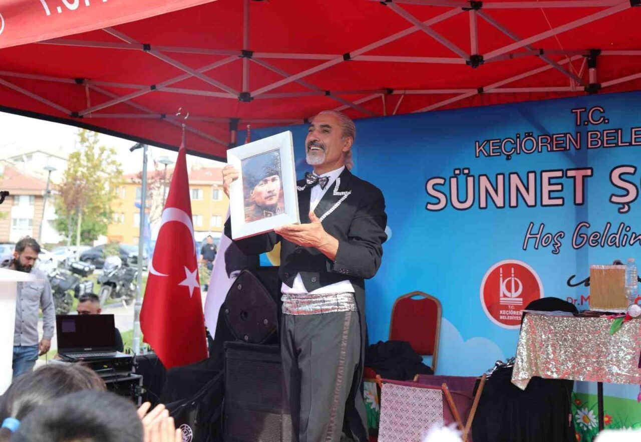 Ankara'nın Keçiören Belediyesi tarafından düzenlenen ücretsiz sünnet şöleni Atatürk Ankara
