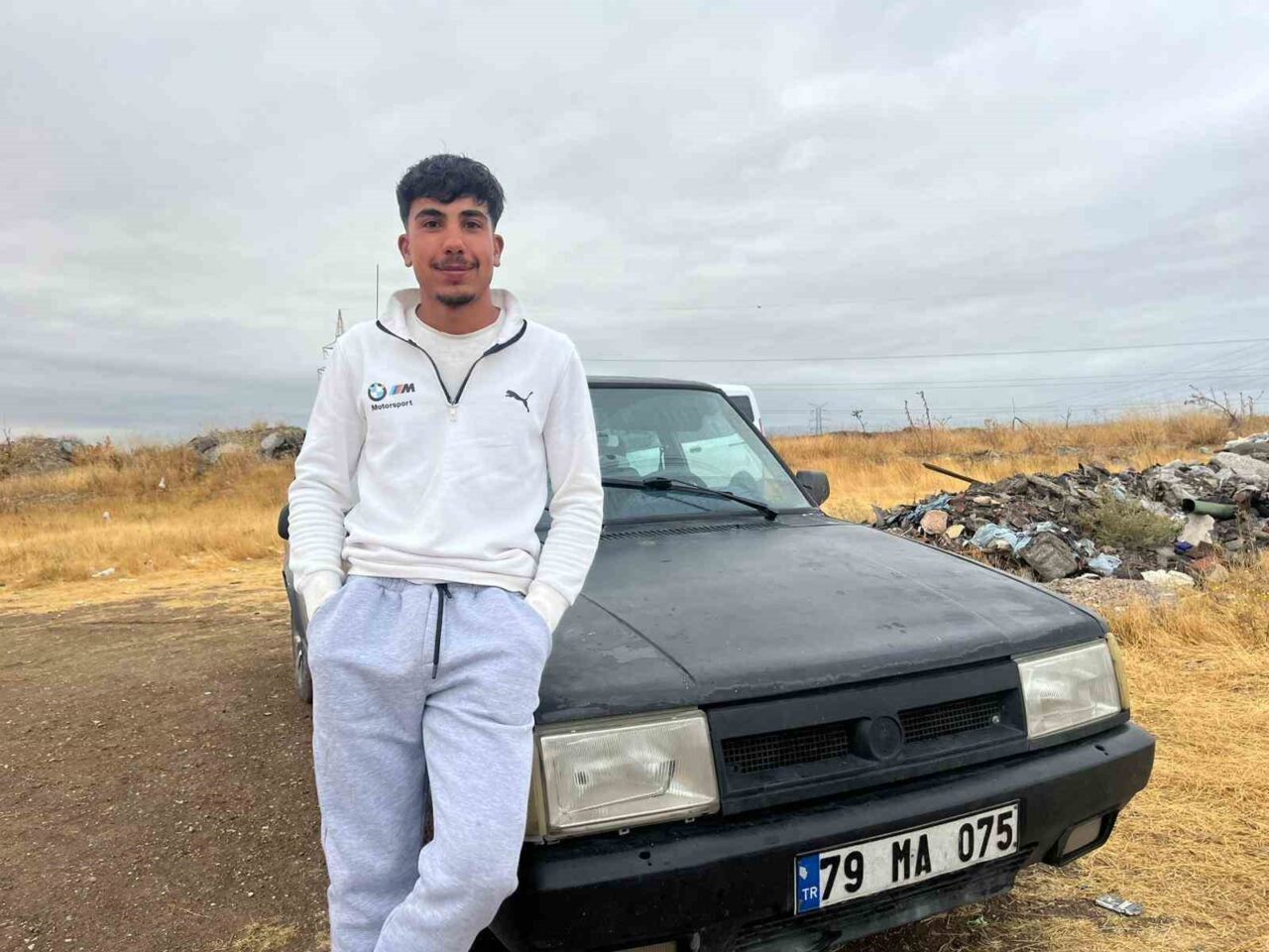 Eskişehir’de kontağını üzerinde unuttuğu ağabeyine ait Tofaş marka aracı çalınan