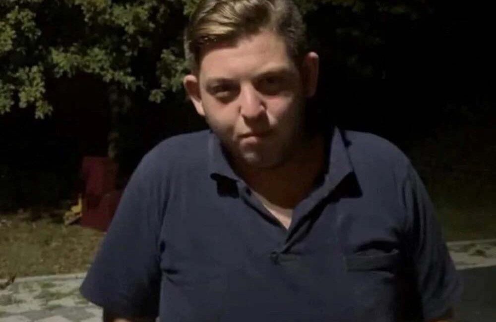 İstanbul Çekmeköy’de bir restoranda yemek yediği sırada, İstanbul Adliyesi’nde görevli