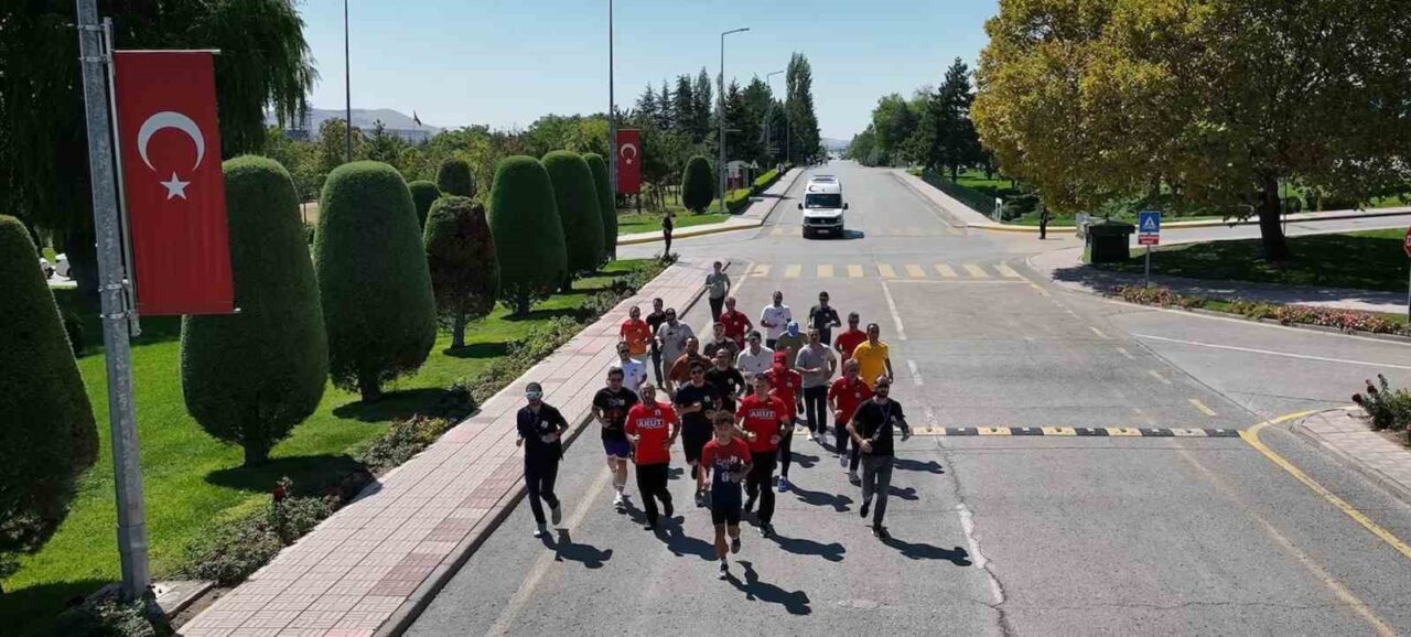 Türk Havacılık ve Uzay Sanayii (TUSAŞ) çalışanları Eskişehir’in Seyitgazi ilçesindeki