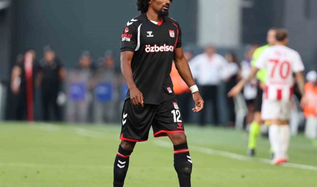 Özbelsan Sivasspor, Kongolu futbolcu Samuel Moutoussamy ile yollarını ayırdı.