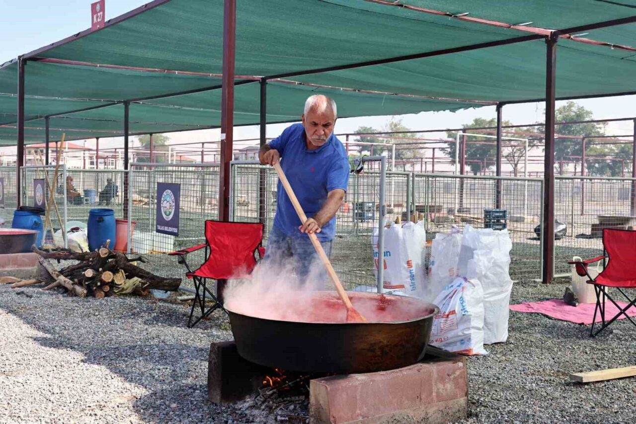 Talas Belediyesi tarafından "Talas’ta Kışa Hazırlık" adıyla geleneksel olarak eylül